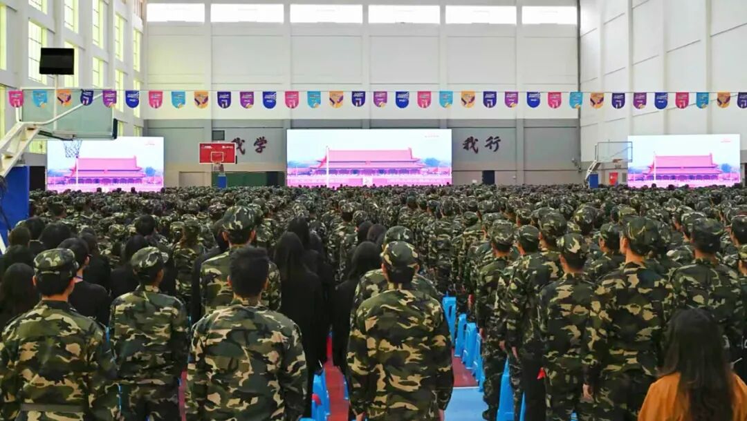 反响热烈！文理师生热议九三阅兵