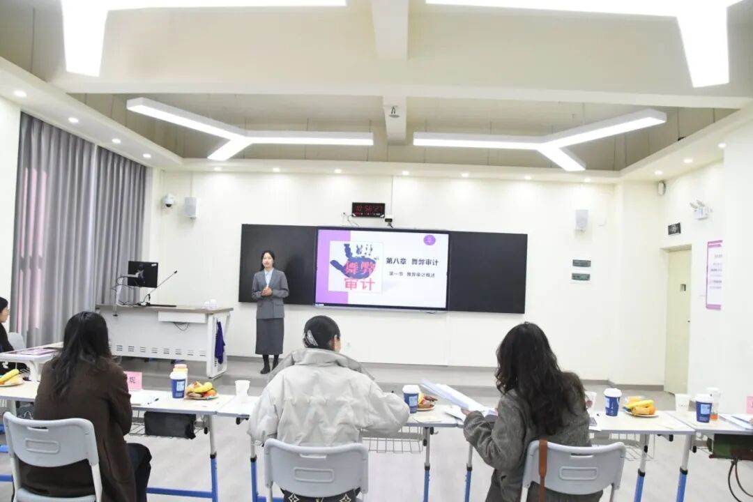 以赛驱动教学创新，以技赋能师生成长 ——昆明文理学院举行2025年度教师教学大赛决赛