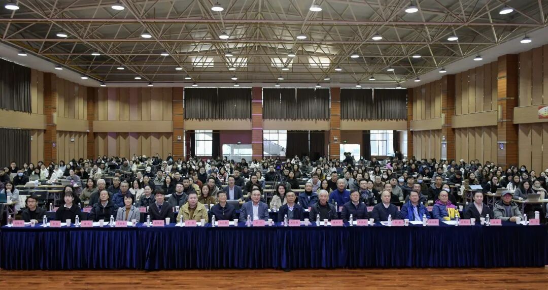 昆明文理学院11个应用型科研机构揭牌 深耕产学研融合赋能区域发展