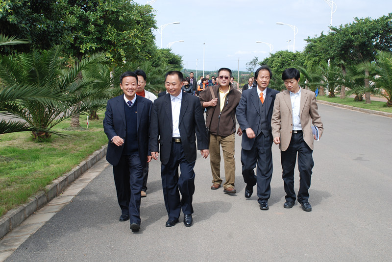 云南省教育厅张之政副厅长莅临我院检查指导工作