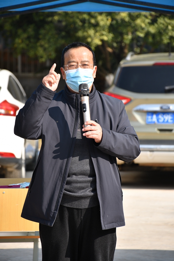 daec6709-8555-4b33-b737-17c47d4cc964.jpg