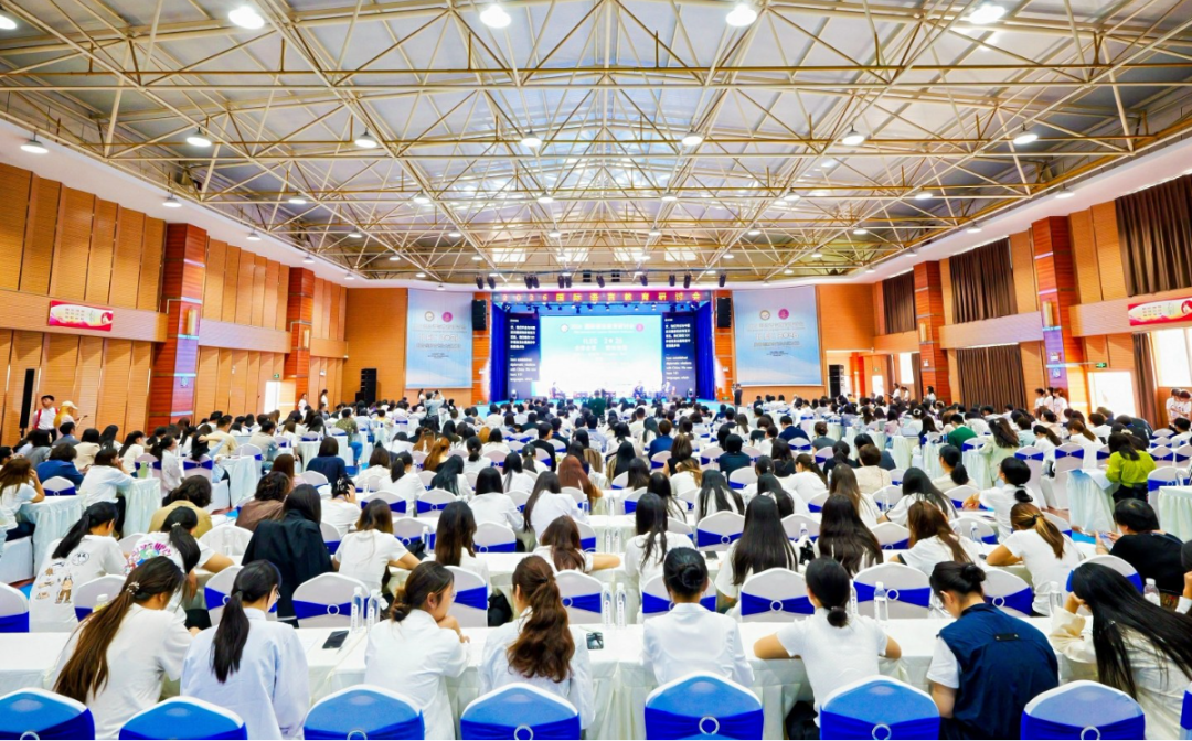 “2026国际语言教育研讨会”成功举办 数智赋能语言互通，全球学者春城共探文明互鉴新路径-3